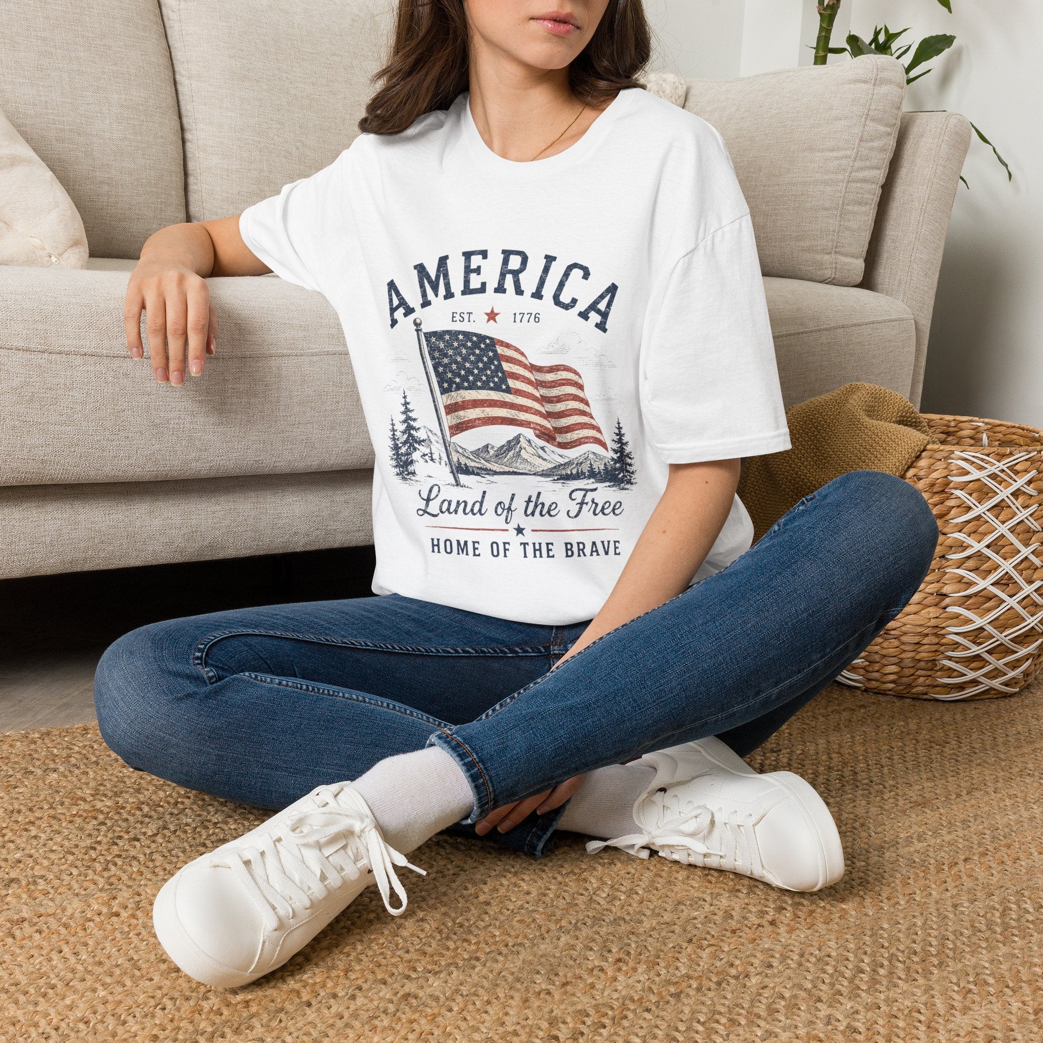 Vintage America Est. 1776 T-Shirt | Land of the Free Home of the Brave | Retro Patriotic Graphic Tee